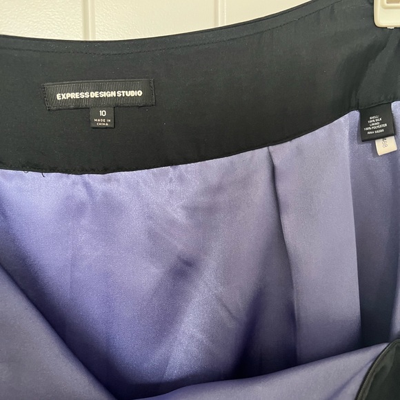 Black Box Pleats Silk Skirt from Express Design Studio - Picture 2 of 4